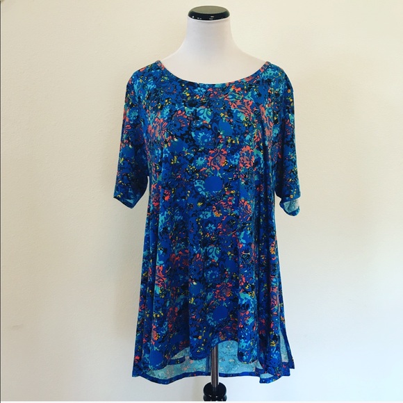 LuLaRoe Tops - LuLaRoe Perfect T, Size XL